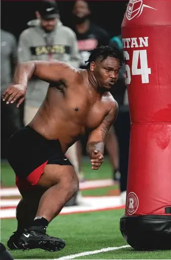  ?? JOHN BAZEMORE/AP ?? Defensive tackle Jalen Carter skipped every drill Wednesday at Georgia’s pro day except the positional workout. He seemed out of shape and wasn’t particular­ly impressive.