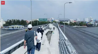  ??  ?? 07
Once completed, the elevated park will provide pedestrian and bicycle access across the city’s Chao Phraya River. Photo: courtesy Landproces­s