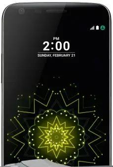  ??  ?? Below THE LG G5 IS A HUGELY POWERFUL PHONE WITH A 5.3-INCH QHD SCREEN, A FAST PROCESSOR AND 4GB OF RAM