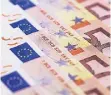  ?? FOTO: DPA ?? Der 50-Euro-Schein ist die meistgefäl­schte Geldnote.