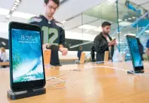  ?? AP-Yonhap ?? The Apple iPhone 7 is displayed at the Apple Store at the Grove in Los Angeles in this Sept. 16, 2016, file photo.