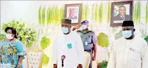  ??  ?? Chief Judge of Enugu State, Justice Priscilla Ngozi Emehelu ( left); Governor Ifeanyi Ugwuanyi and President, National Industrial Court of Nigeria ( NICN), Justice Benedict Kanyip during a visit to Government House, Enugu… yesterday.