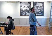  ??  ?? Marx-Ausstellun­g in seinem Geburtshau­s