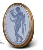  ??  ?? Olithica Hermes intaglio engraved onto blue chalcedony and set in 18k gold