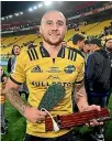  ??  ?? TJ Perenara