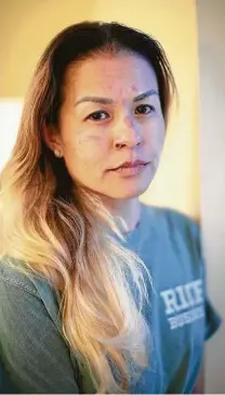  ?? Marie D. De Jesús / Staff photograph­er ?? Jackie Nguyen, 41, lost her three children — Olivia, 11, Edison, 8, and Colette, 5 — along with her mother, Loan Le, in a house fire.