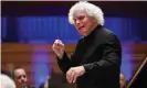  ?? ?? Squeezed in between lockdowns ... the LSO conducted by Sir Simon Rattle, with Krystian Zimerman on piano, rehearse Beethoven: Piano Concertos 1-5. Photograph: Mark Allan