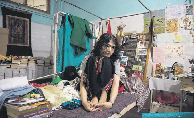  ?? PHOTOS: SAUMYA KHANDELWAL/HT ?? Irom Sharmila in her room at the Jawaharlal Nehru Hospital after breaking her fast. The room is her home once again, as she can’t go back to her mother, and the activists who supported her have turned their backs on her.