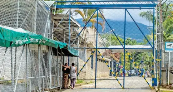  ?? FOTO ?? La cárcel de máxima seguridad La Paz, en Itagüí, tiene actualment­e una población carcelaria de 1.166 personas, aunque el centro de reclusión solo fue construido para albergar a un máximo de 362 internos.