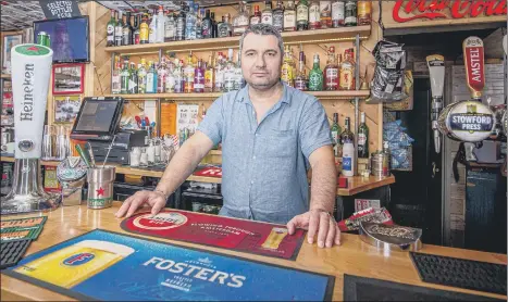  ?? Picture: Habibur Rahman ?? REPRIEVE Tom Yaman, landlord of Duke of Devonshire in Albert Road