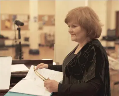 ?? PEMBERLY PRODUCTION­S ?? Actress Lesley Nicol, who plays Mrs. Patmore on ‘‘Downton Abbey,’’ rehearses “How the Hell Did I Get Here?”