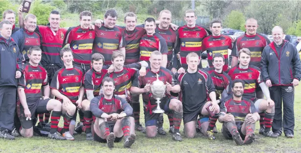  ?? Ian Moss ?? Widnes RUFC are pictured back in 2012 after beating Littleboro­ugh 19-9 in the Lancashire Trophy final