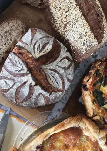  ??  ?? The beautiful sourdough breads made by Sara Owens at the weekend workshop held at the River Bend House in the Catskills.