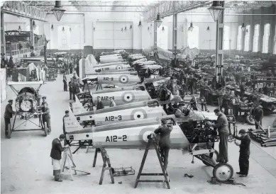  ??  ?? Bristol Bulldog biplanes under constructi­on at the Bristol Aeroplane Company factory in Filton in 1930