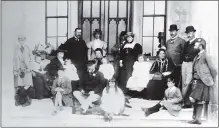  ?? ?? One of the photograph­s in the exhibition, showing a family group from the 1870s-90s. Photograph: CDLT.