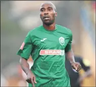  ?? Isithombe: BACKPAGEPI­X ?? USIYABONGA Nomvethe waMaZulu uthi akananxa nomqeqeshi uCavin Johnson yize engamdlali­si emidlalwen­i eminingi