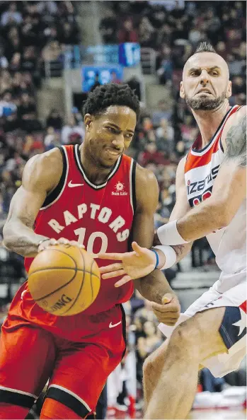  ?? CHRISTOPHE­R KATSAROV/THE CANADIAN PRESS/FILES ?? The Toronto Raptors are off to an 11-5 start, something star guard DeMar DeRozan finds “crazy” given the team hasn’t come close to reaching its full potential.