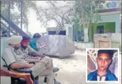  ?? PARDEEP PANDIT/HT ?? Police officials outside the dera at Jandu Singha village in Adampur, Jalandhar, on Monday; and (inset) Sandeep Singh, the deceased.