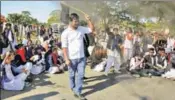  ?? PTI ?? College students block a highway to protest against the Citizenshi­p Amendment Bill in Assam’s Dibrugarh on Saturday.