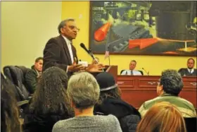  ?? PHOTOS BY BARRY TAGLIEBER — FOR DIGITAL FIRST MEDIA ?? Resident Donald Coppedge pleads his case to Phoenixvil­le Borough Council on the need for affordable housing.