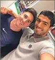  ?? LUIS SUÁREZ ?? Selfie de Suárez con Messi