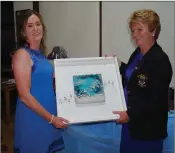  ??  ?? Wicklow Golf Club’s lady captain Doreen McGettigan presents lady captain’s prize winner Nora Stapleton with her prize.