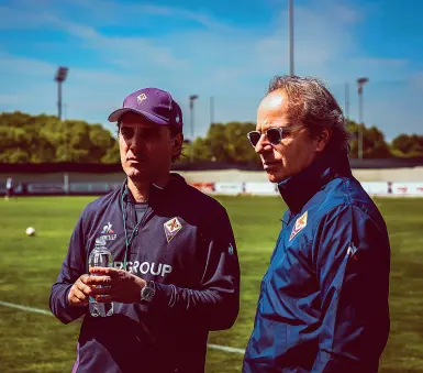  ?? (foto violachann­el.tv) ?? Vincenzo Montella e Andrea Della Valle ieri al centro sportivo