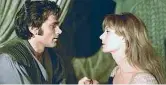  ??  ?? Album «Camelot» Franco Nero e Vanessa Redgrave in una scena di «Camelot» (1967): sul set il primo incontro