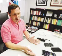  ?? Luis.alcaladelo­lmo@gfrmedia.com ?? EL COLMO. Según el senador, estas personas dejaron de recibir intereses y a la vez tuvieron una pérdida de capital.