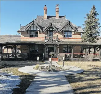  ?? COLLEEN DE NEVE/ CALGARY HERALD ?? The Bow Valley Ranche restaurant is a historical landmark tucked into a corner of Fish Creek Provincial Park.