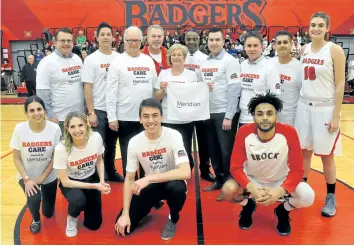  ?? SUPPLIED PHOTO ?? The Brock Badgers announced that Meridian is joining Badgers Care as a community partner: front row, from left, Cassandra Snopkowski, financial services advisor, Meridian; Hannah Pass, Badgers Care co-ordinator; Marcello Correa, Brock men’s volleyball;...