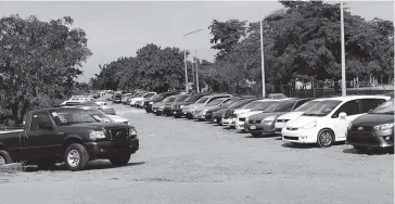  ?? FOTO: LIBERTAD MONTOYA ?? Los carros están por la Degollado, desde Pedro Anaya hasta Centenario.