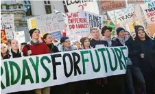  ?? APA (2) ?? Die „Fridays for Future“Bewegung ist mit ein Grund dafür, dass die heimische Politik den Klimaschut­z für sich entdeckt hat