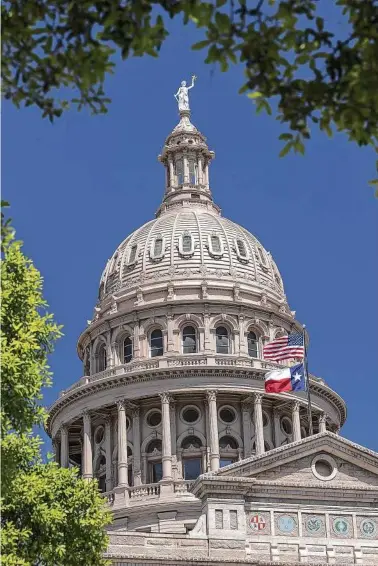  ?? Bloomberg News file photo ?? Budgeting at the Capitol next year will be tougher, but all is not bleak for Texas Inc.