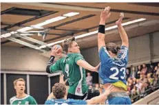  ?? RP-ARCHIVFOTO: MATZERATH ?? Henrik Heider (am Ball) und die SGL spielten vor zwei Jahren zuletzt gegen den VfL Gummersbac­h II.