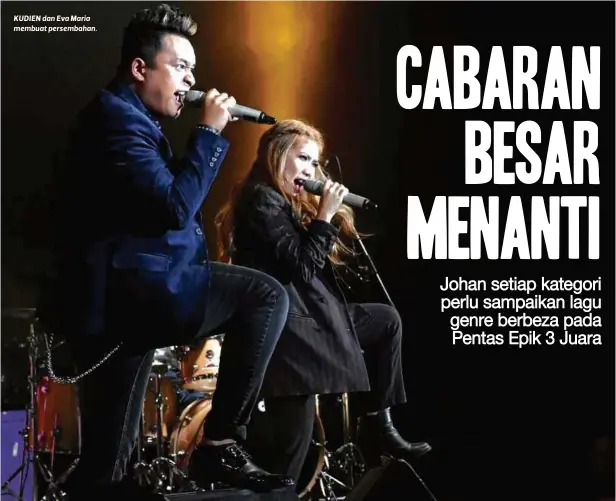  ??  ?? KUDIEN dan Eva Maria membuat persembaha­n.