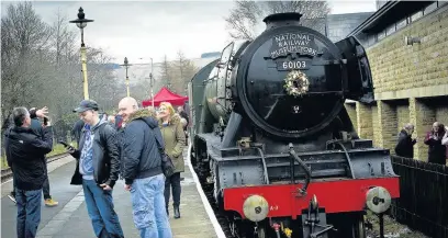  ?? Pictures: Vincent Cole ?? ●● A steady stream of people viewed the Flying Scotsman at Rawtenstal­l Station – more than 600 in total