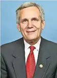  ??  ?? lloyd doGGEtt