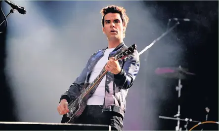  ?? RICHARD WILLIAMS ?? Stereophon­ics front man Kelly Jones on stage at the Cardiff City Stadium on Saturday