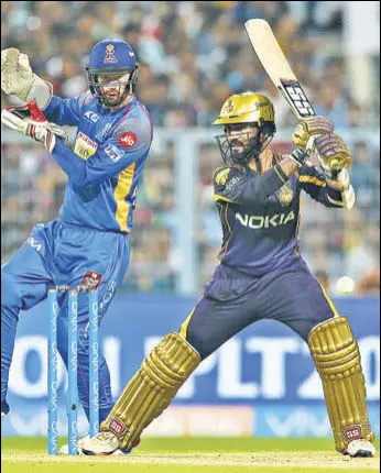  ?? BCCI PHOTOS ?? KKR skipper Dinesh Karthik scored a halfcentur­y to rescue his team from a precarious 24 for three. He has aggregated 490 in the tournament, the highest for his side.