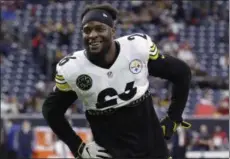  ?? MICHAEL WYKE - THE ASSOCIATED PRESS ?? FILE - In this Dec. 25, 2017, file photo, Pittsburgh Steelers running back Le’Veon Bell (26) warms up before an NFL football game against the Houston Texans, in Houston. The Le’Veon Bell watch is almost over for the Steelers.