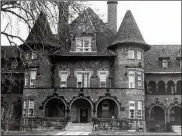  ?? MASSILLON MUSEUM ?? Massillon State Hospital in the 1970s. Russell Brunner disappeare­d on Aug. 16, 1970.