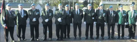  ?? ?? IUNVA group Post 25 pictured at the 100 year anniversar­y of the handing over of Kilworth Camp.