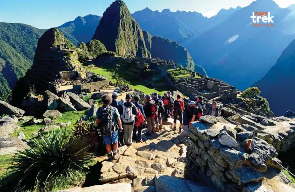  ??  ?? Escale incontourn­able ? Avec les grands sites de la Vallée sacrée (Moray, Huchuy Qosqo, Pisac, Ollantayta­mbo…) Machu Picchu, de loin le plus grand site touristiqu­e du Pérou, était évidemment au programme.