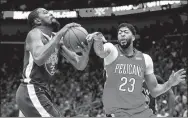  ?? USA TODAY SPORTS ?? Kevin Durant of the Golden State Warriors drives against New Orleans Pelicans’ Anthony Davis on Sunday.