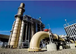  ?? RICH PEDRONCELL­I AP ?? During the heat wave, the California Independen­t System Operator used natural gas for as much as 60 percent of its generation mix to meet electricit­y demand.