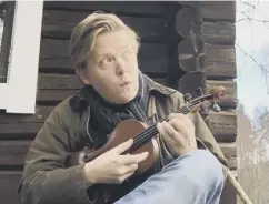  ??  ?? 0 Finnish all-round off-beat entertaine­r Pekka Kuusisto