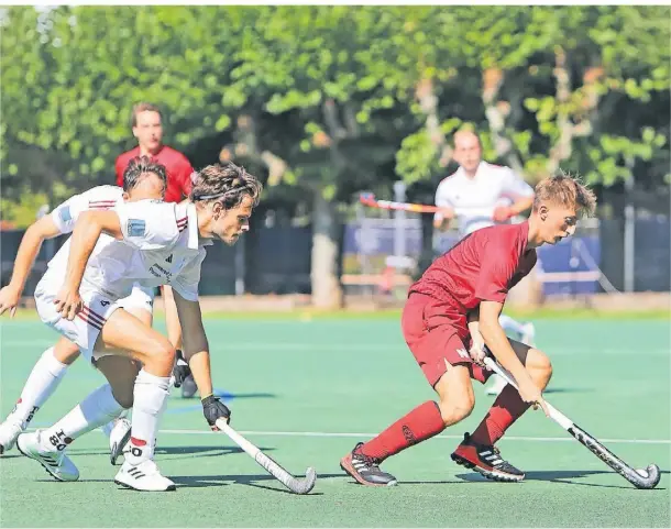  ?? FOTO: SUSANNE BREITHAUPT ?? Der GHTC im Liga-Duell gegen SC Frankfurt im vergangene­n September.