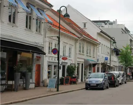  ?? FOTO: RICHARD NODELAND ?? Skippergat­a blir gågate til høsten dersom gatebruksp­lanen bankes gjennom i juni.