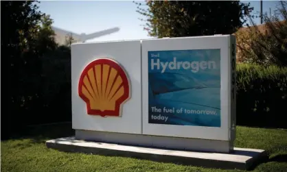  ??  ?? A Shell hydrogen station for hydrogen fuel cell cars in Torrance, California. Photograph: Lucy Nicholson/Reuters